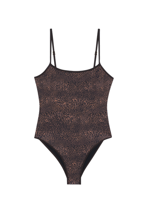 Shania One Piece