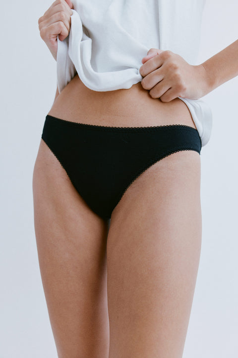 Commando Brief