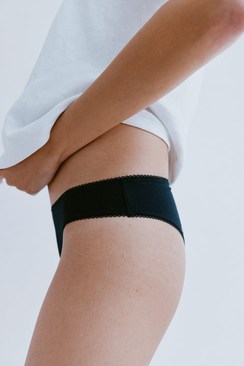 Commando Brief