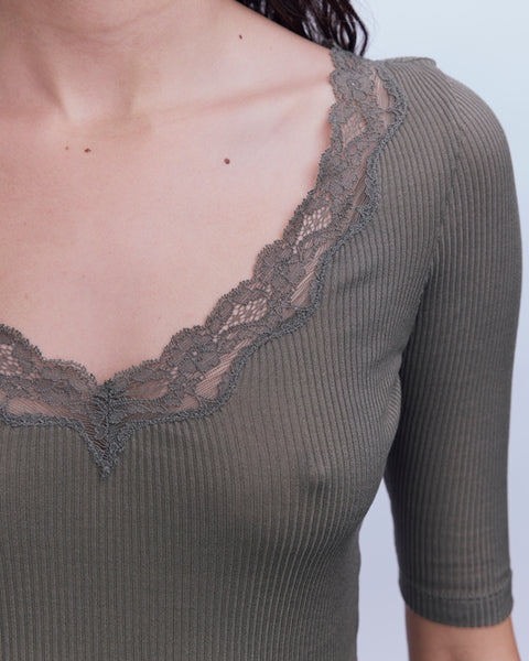 Intimo 3/4 Sleeve