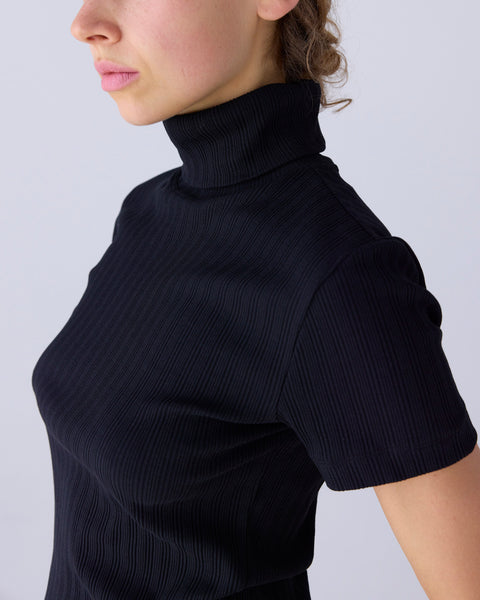 Roll-Neck Tee