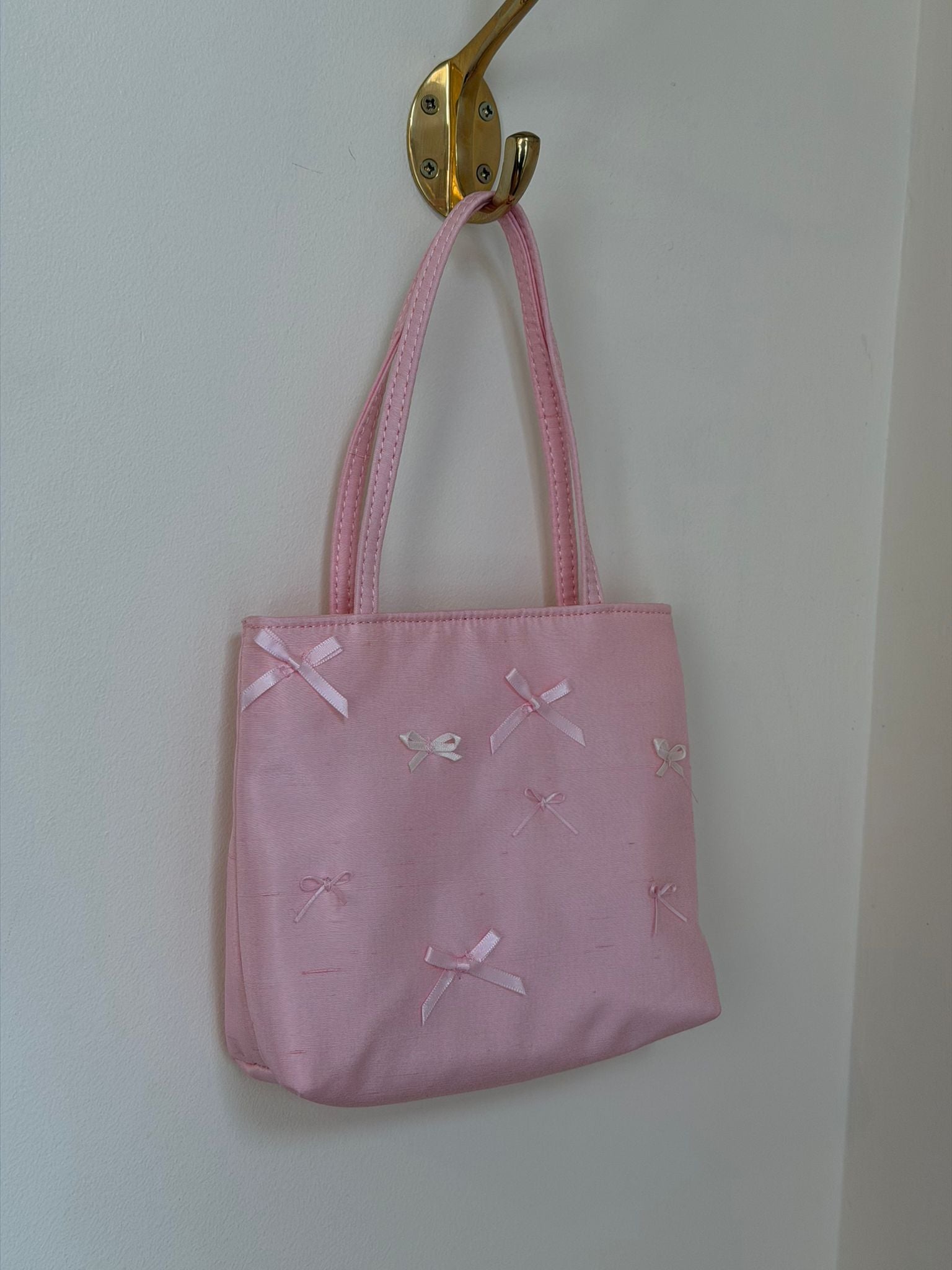 Hai Little Silk Bag